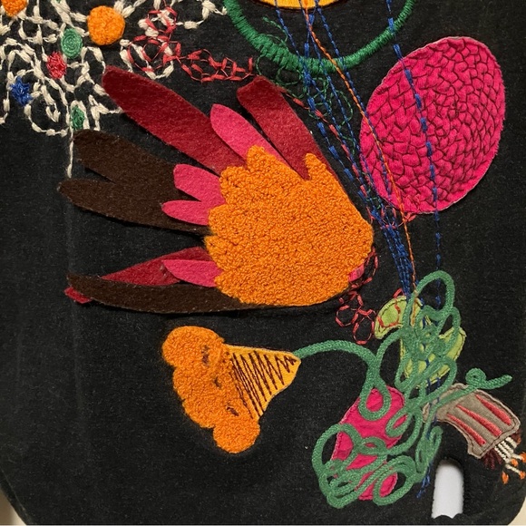 Mamatayoe Embroidered Embellished Long Sleeve Top - Picture 8 of 12